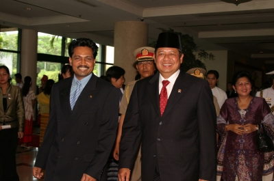 “A moment inspiring others to learn more” Saman with H.E. Susilo Bambang Yudhoyono